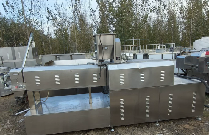 Introduction of Twin-Screw Extruded Feed Production Line